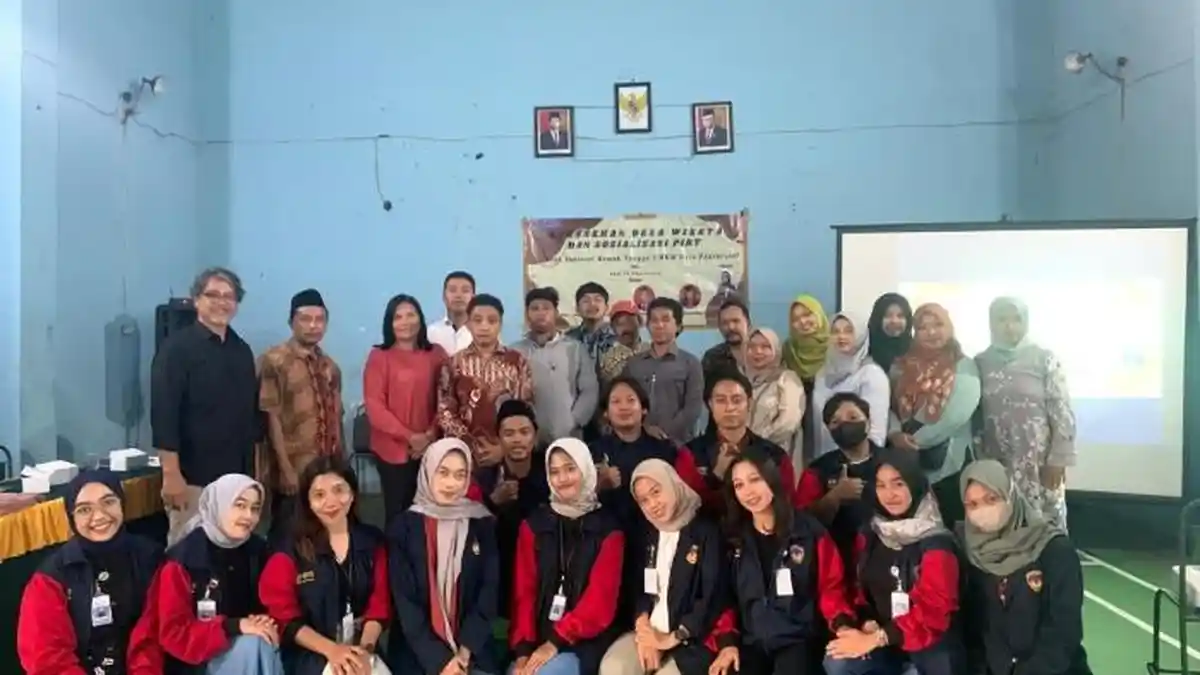 UMKM Melimpah di Desa Poncoruso, KKN UPGRIS Bantu Kembangkan Melalui Sosialisasi dan Pelatihan PIRT