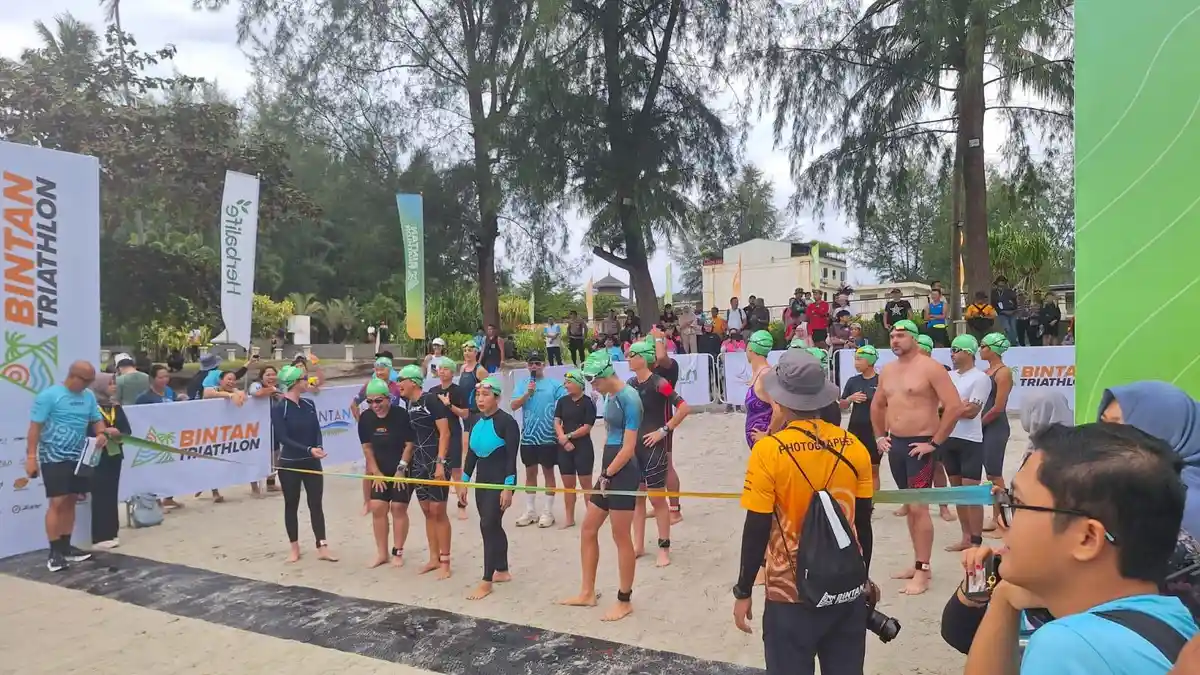 Atlet dari 35 Negara Ikut Bintan Triathlon 2024
