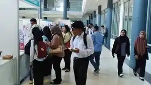 Suasana-kegiatan-job-fair-di-Convention-Hall-Simpang-Lima-Gumul-pada-Rabu-652026.jpg