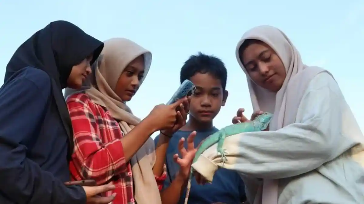 Komunitas Pecinta Hewan Edukasi Pengunjung Tentang Kucing dan Reptil di Blang Padang Banda Aceh