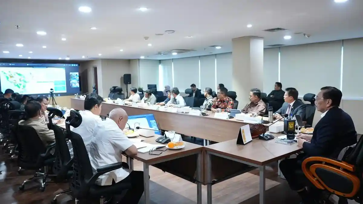 Terungkap! Prabowo Tolak Lobby Sukanto Tanoto, Izin PT TPL Batal Total
