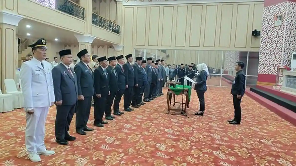 Daftar 14 Pejabat Pemkab Musi Rawas Dilantik, Dien Candra Jabat Kadisdik, M Rozak Jadi Kadinsos