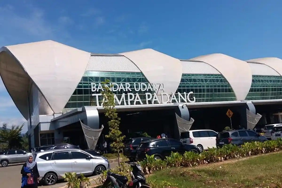 PENYEBAB Bandara Tampa Padang Mamuju Sulbar Kurangi Jumlah Penerbangan