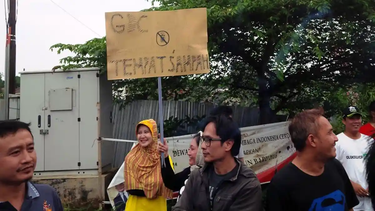 Warga Alamanda GDC Depok Protes Pembangunan Tempat Pengelolaan Sampah