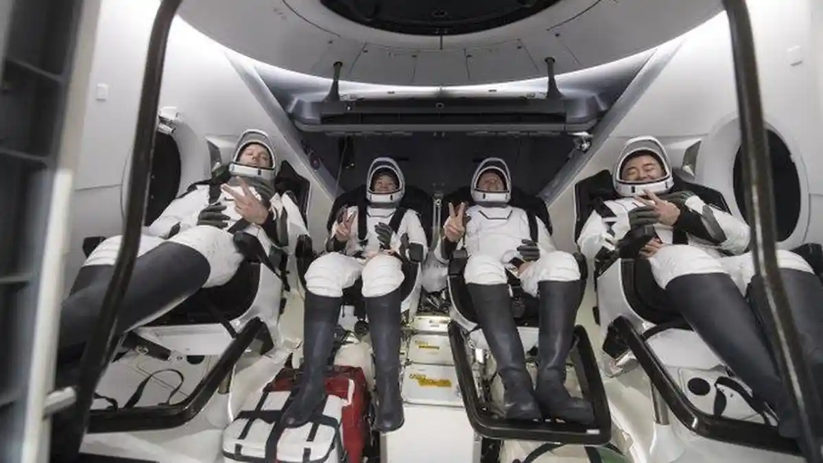 Empat Awak NASA SpaceX Mendarat dengan Selamat di Teluk Meksiko