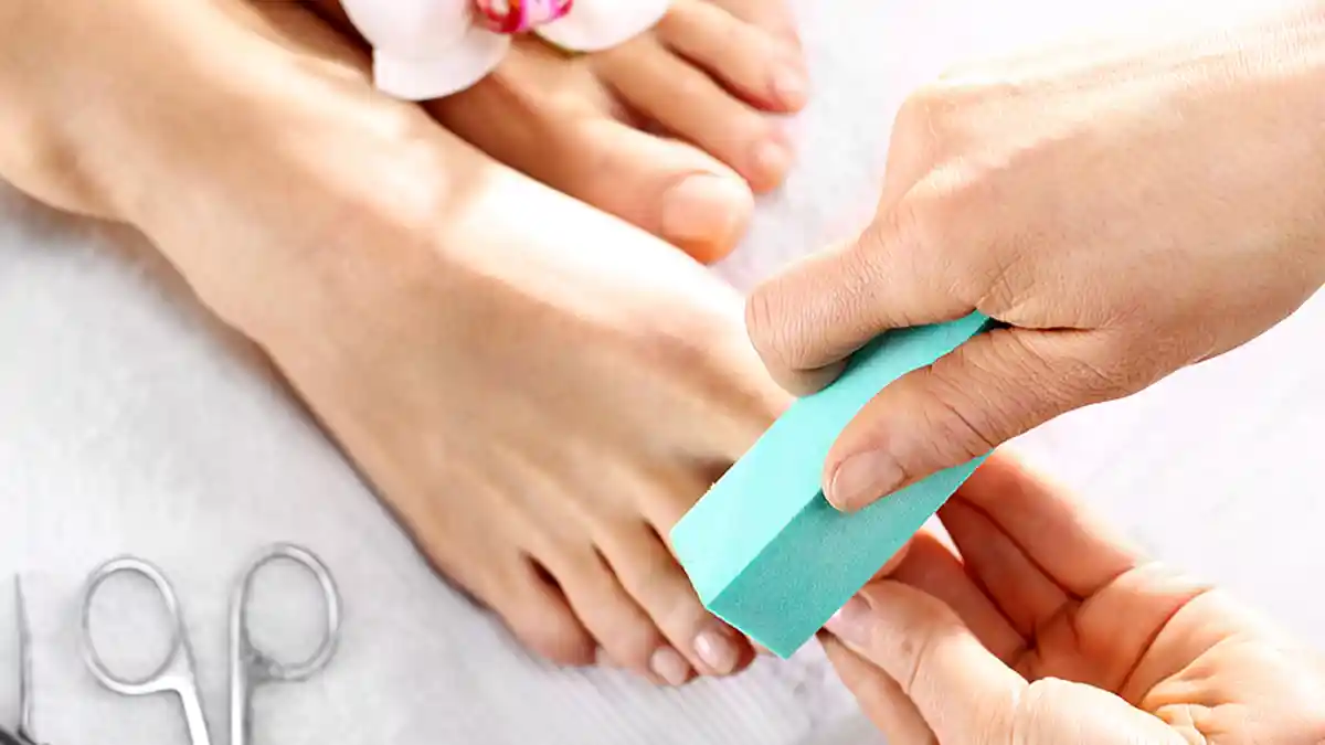 Pengen Kaki Tetap Halus? Yuk Perawatan Foot Scrub, Begini Tipsnya!