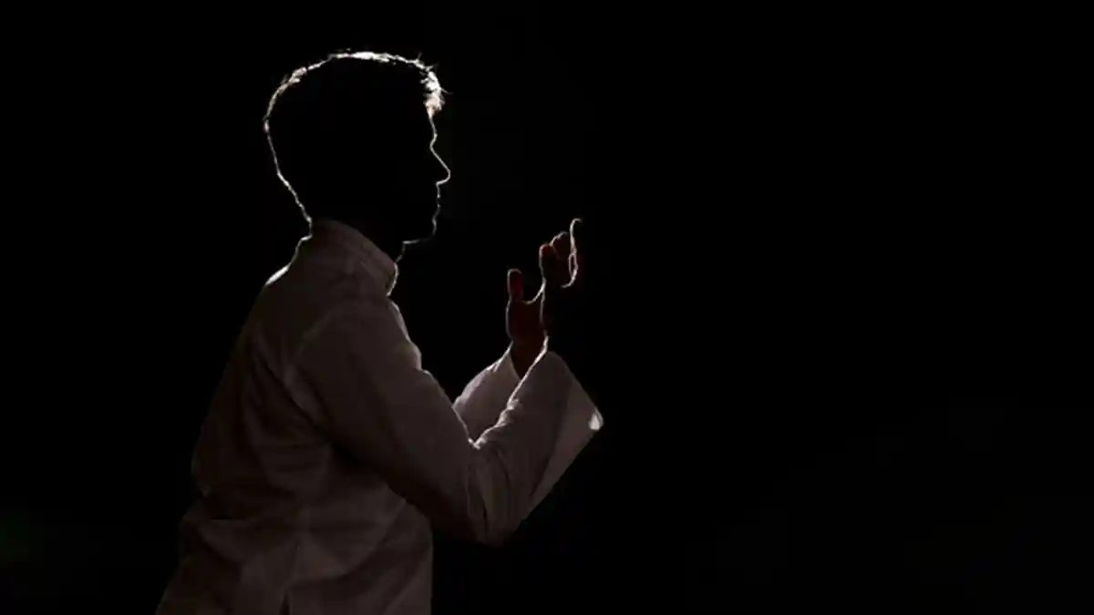 Bacaan Doa Qunut Witir dan Qunut Subuh Lengkap dengan Artinya dalam Bahasa Indonesia