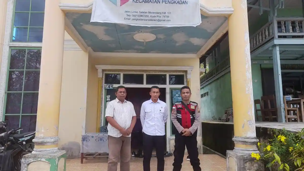 Personel Polsek Pengkadan Laksanakan Cooling System ke Panwascam