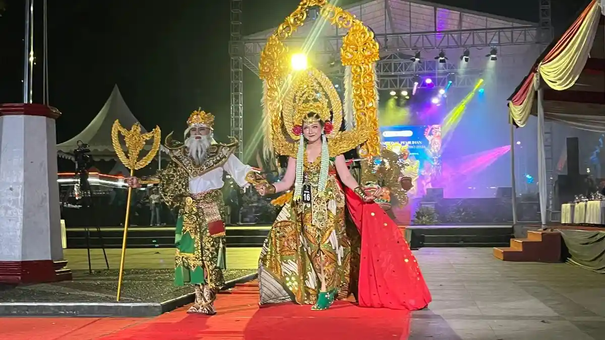 71 Peserta Wonosobo Night Fashion Carnival WNFC 2024 Tampilkan Kostum Unik