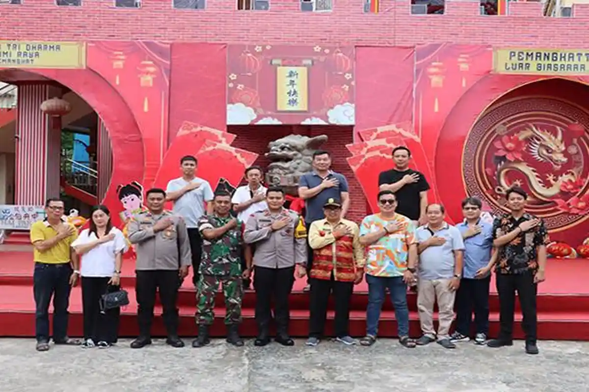 Waka Polres Sambas Jumat Curhat Bahas Rencana Perayaan Cap Go Meh Pemangkat