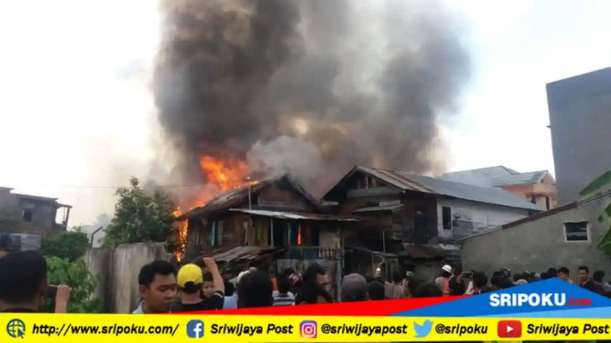 LIVE STREAMING Kebakaran di Pasar Kuto Palembang