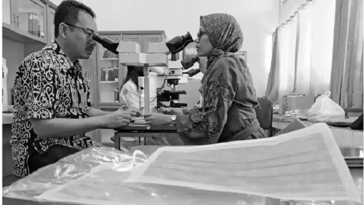 Peneliti FK Undip Ciptakan Masker Herbal Temuannya Ini Bisa Memfilter Polusi Udara