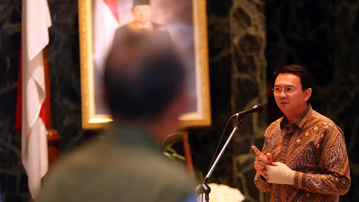 Ahok: 3,5 Bulan Lagi Roy Suryo Tak Lagi di Kemenpora