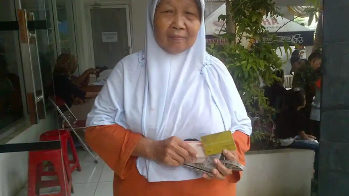 Dana PSKS Rp 400.000, Nenek Ani: Paling Cukup untuk Seminggu