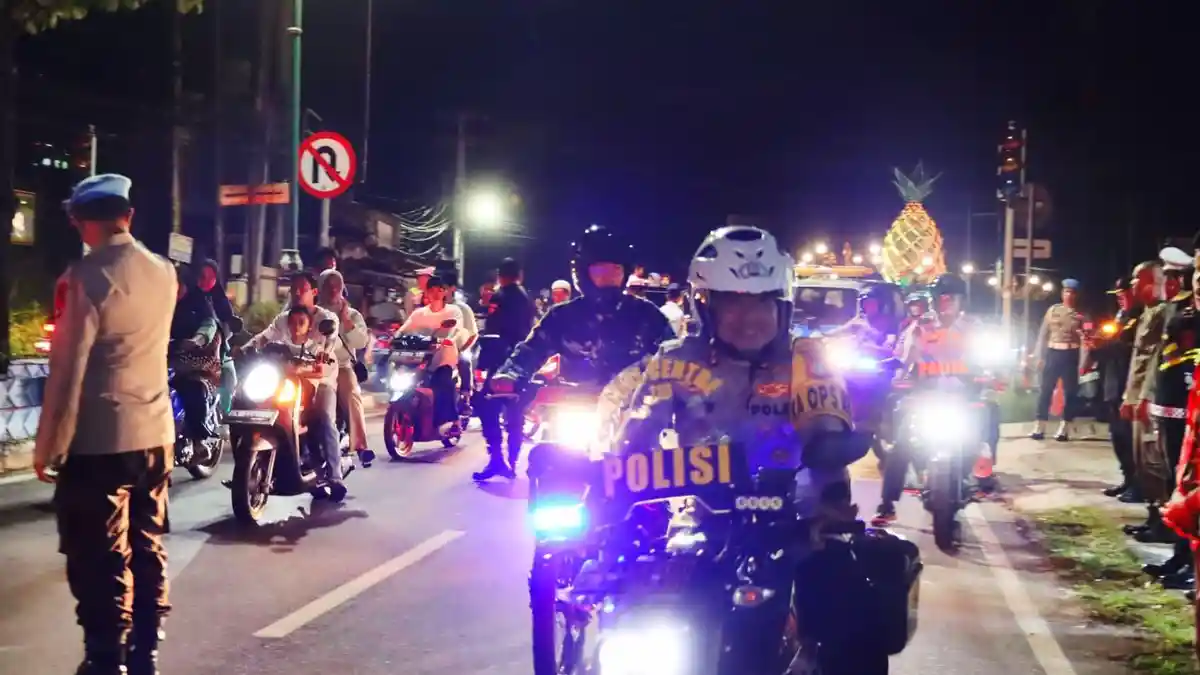 Kapolres Bangka Selatan Pimpin Patroli Malam Takbiran