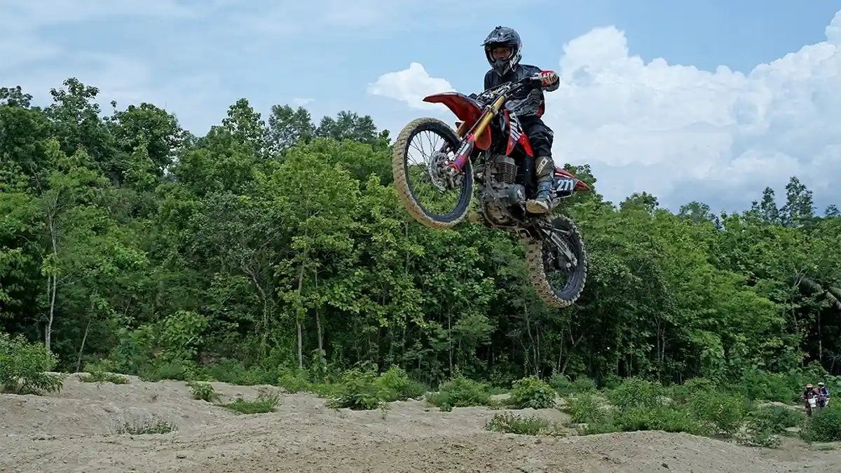 Astra Motor Yogyakarta Gelar CRF150L Jelajah Alam