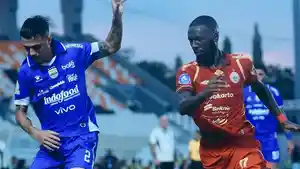 Persija-Jakarta-vs-Persib-Bandung-Super-League-20252026-di-Stadion-Segiri-Samarinda.jpg