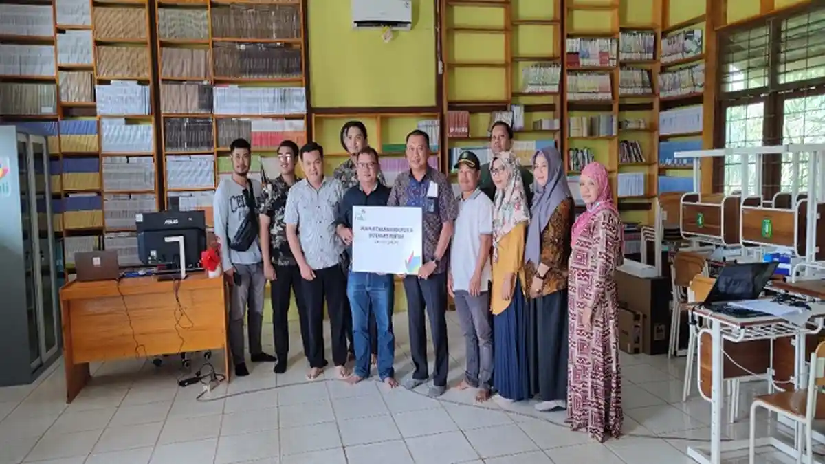 Dukung Pendidikan Berkualitas, PLN Bantu Internet Pintar untuk Sekolah di Sandai