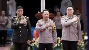 Kapolri-Listyo-Sigit-Prabowo-Komjen-Pol-Mohammad-Iqbal-dan-alumni-Akpol-91-Bhara-Daksa.jpg