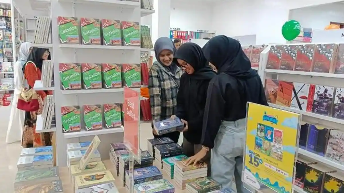 Toko Buku Gramedia Resmi Hadir di Bojonegoro, Menyediakan Banyak Diskon dan Promo Menarik