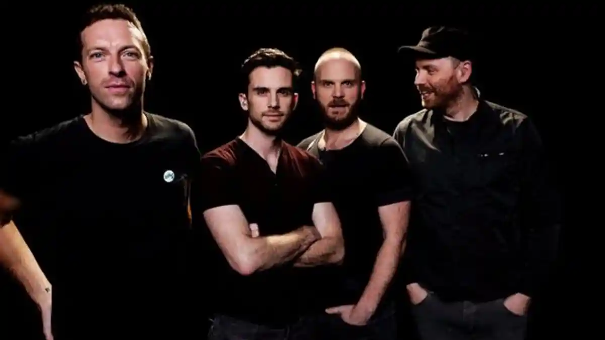 Chord dan Lirik Lagu Coldplay - Daddy, Dari Album Terbaru Coldplay yang Berjudul 'Everyday Life'