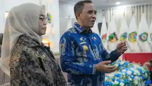 Gubernur-Sulteng-Kukuhkan-Program-Berani-Cerdas.jpg