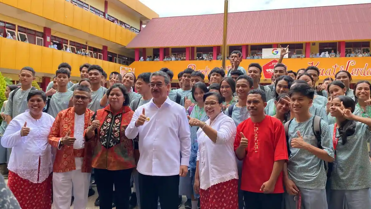 Gubernur Goes to School di SMA Negeri 1 Ambon, Tegaskan Komitmen Pemerataan Pendidikan