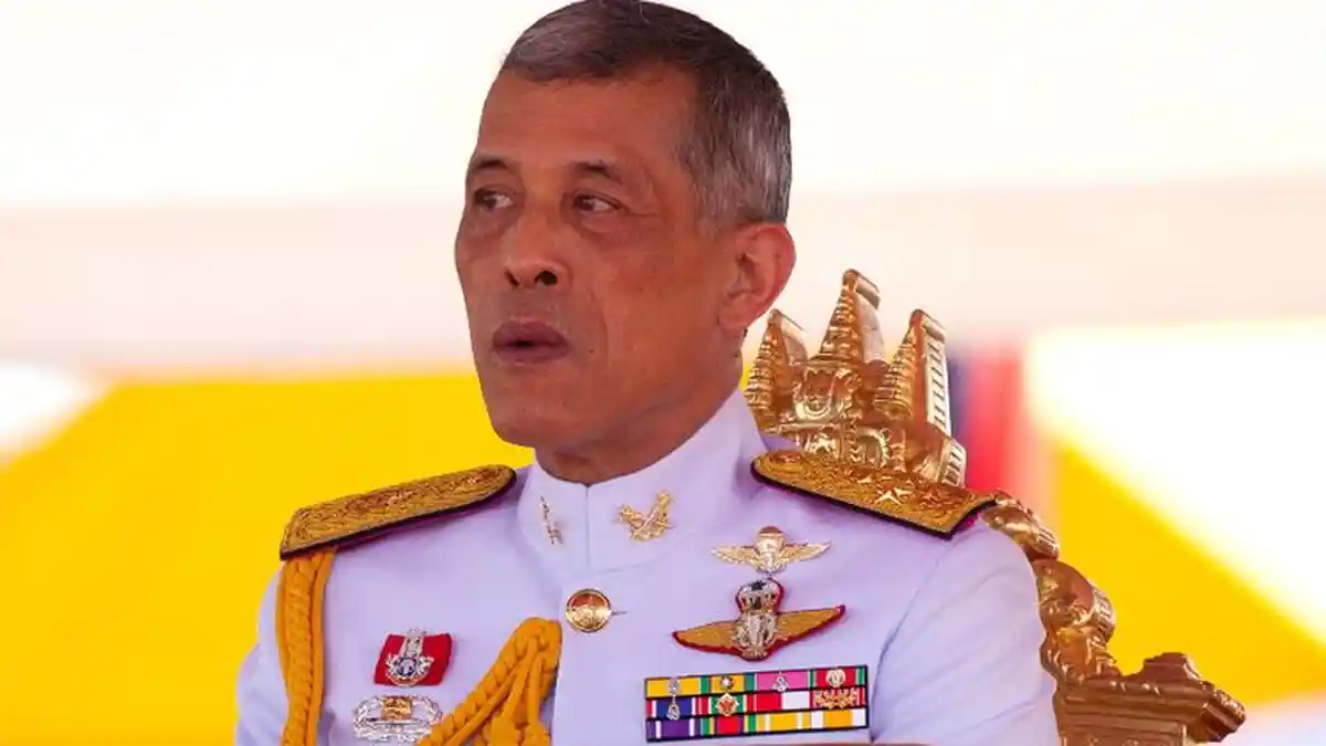 Cerita Raja Thailand dan 20 Selir Saat Lockdown, Masing-masing Istri Punya Pangkat seperti Tentara