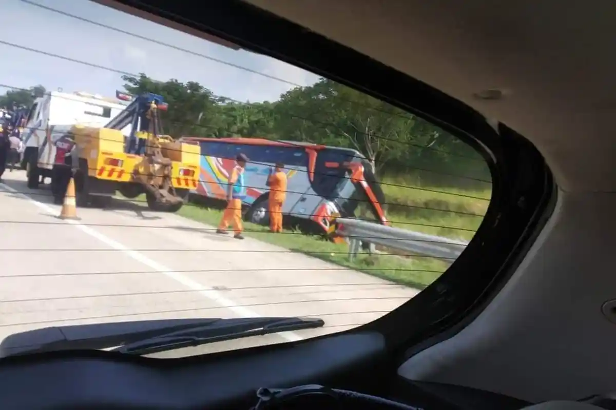 Teriakan Penumpang Bus Rosalia Indah Saat Kecelakan di Tol Batang, Dua Balita Tewas