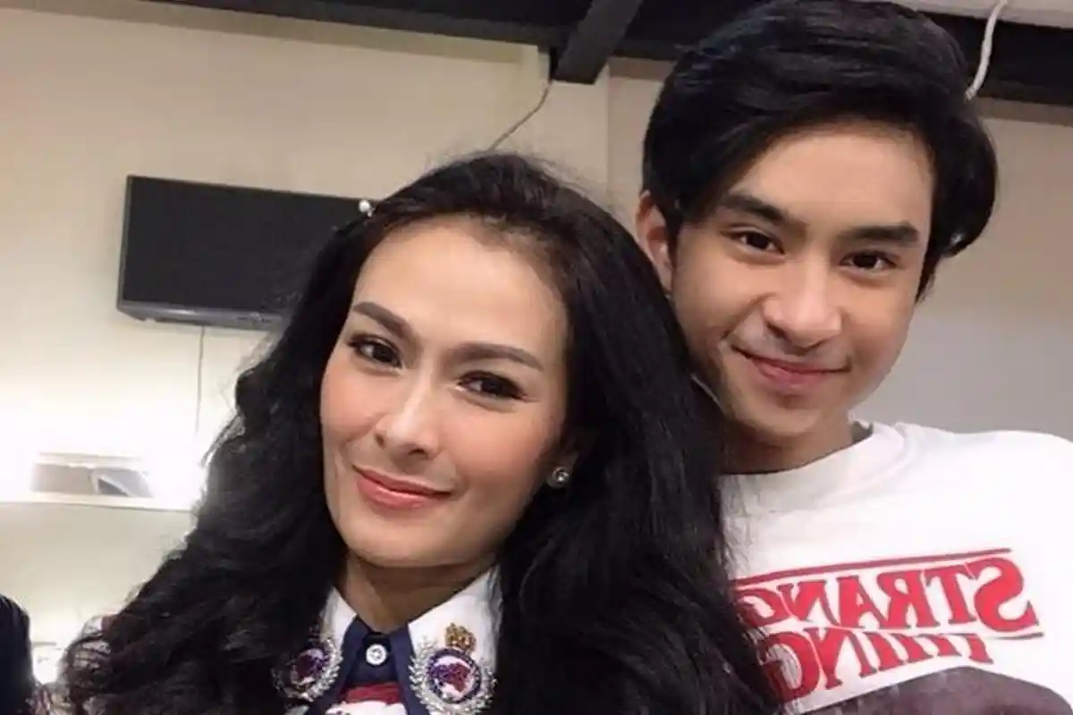 Anaknya Pergi dari Rumah, Iis Dahlia Pamer Goyangan hingga Dihujat, Ibu Devano Cuek Meski Tua: Happy