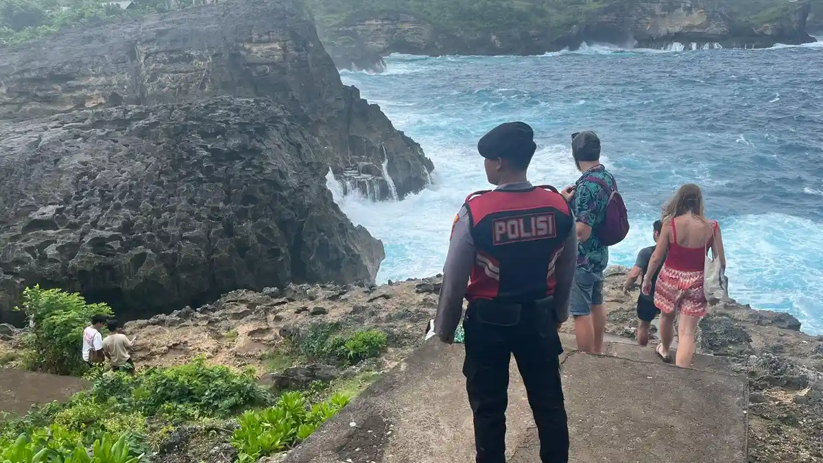 Kunjungan Wisatawan ke Nusa Penida Bali Menurun Selama Cuaca Buruk