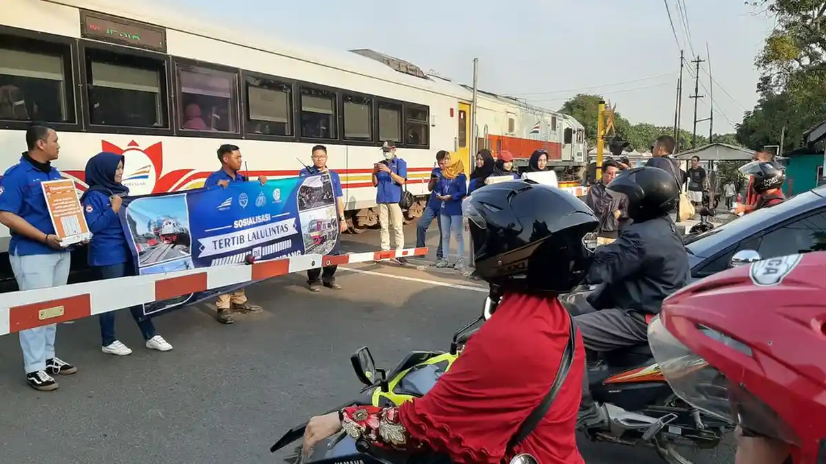 Hingga Agustus 2019, PT KAI Daop 3 Cirebon Tutup 63 Perlintasan Tidak Resmi