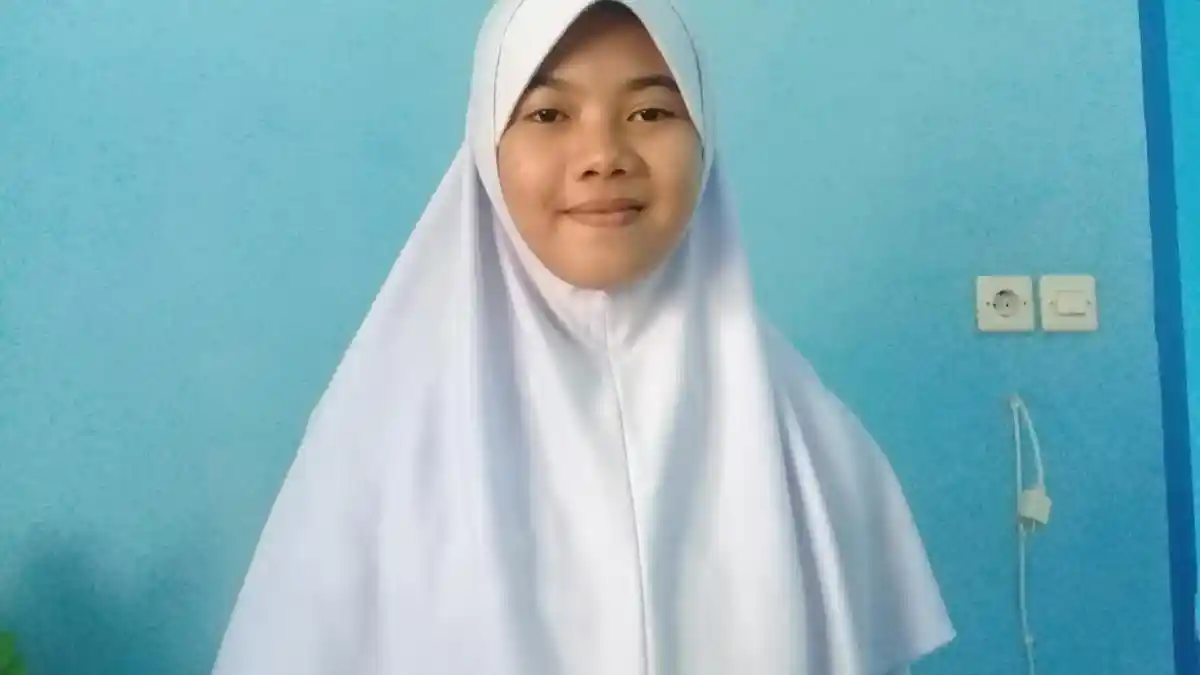 Siswi SMAN 2 Panca Rijang Sidrap Ini Kurangi Main Game Agar Sukses UNBK