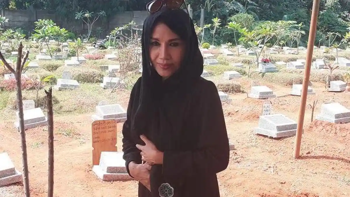 Bercanda Sebelum Tak Sadar Hingga Meninggal, Jacky Zimah Minta Rita Sugiarto Cium Tangannya
