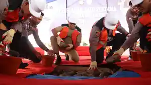 Peletakan-batu-pertama-kantor-PJR-Sulbar.jpg