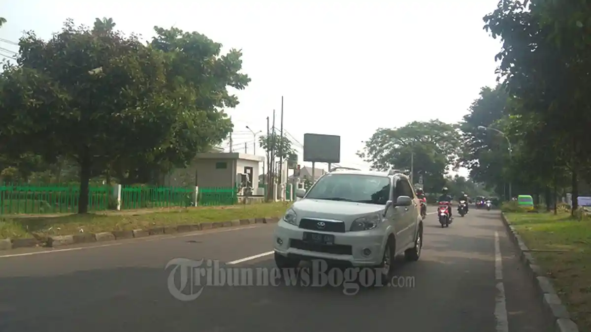 Laju Kendaraan di Jalan Tentara Pelajar Kota Bogor Saat Ini Terpantau Lancar