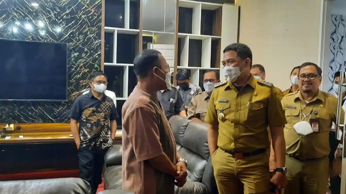 Andi Harun Hadiri Syukuran Rujab Ketua DPRD Samarinda, Minta Dapur dan Kamar Mandi Dibenahi