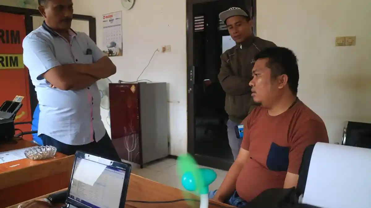 Guru Honorer Tipu Mantan Muridnya yang Membutuhkan Sertifikat Pelayaran