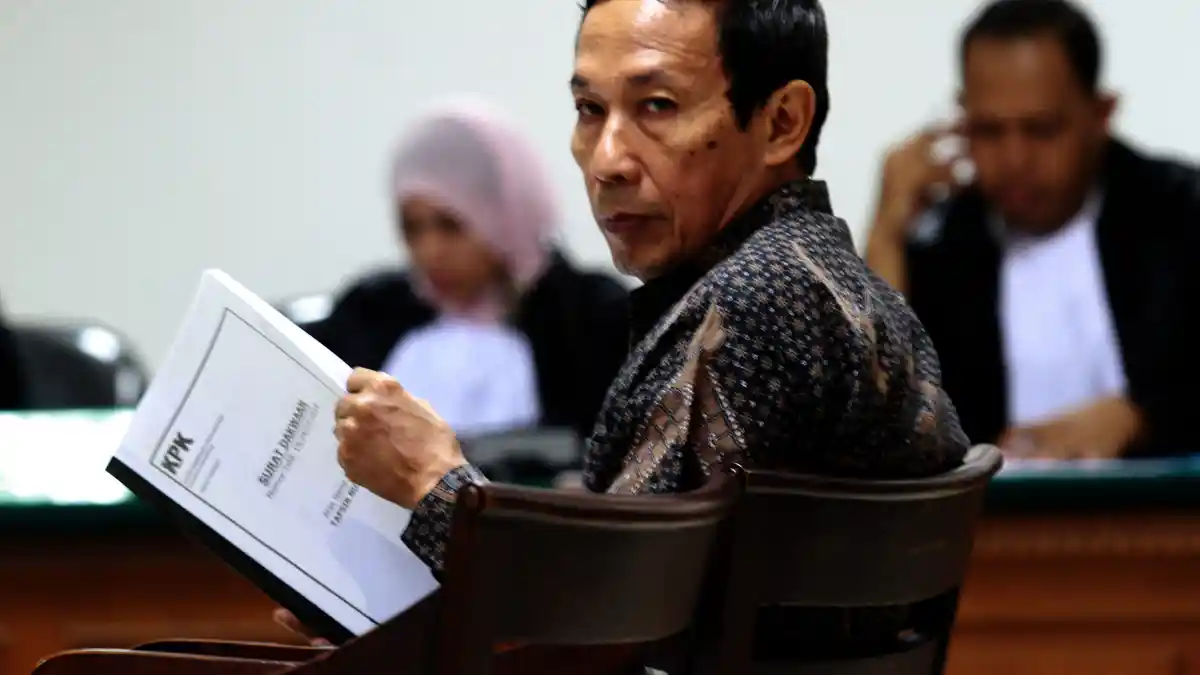 Mantan Wakil Rektor UI Dituntut Lima Tahun Penjara