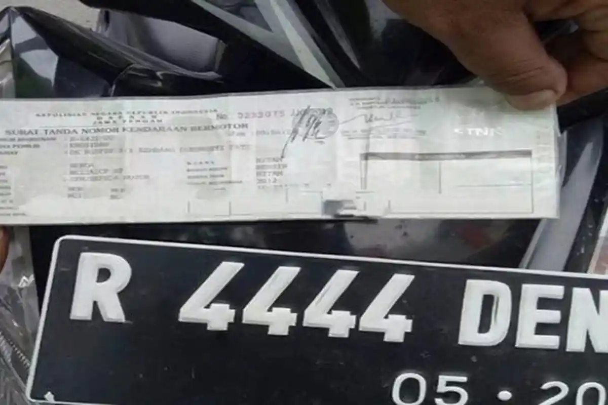 Informasi Biaya Perpanjang STNK dan Ganti Pelat Nomor Kendaraan Bermotor Februari 2024
