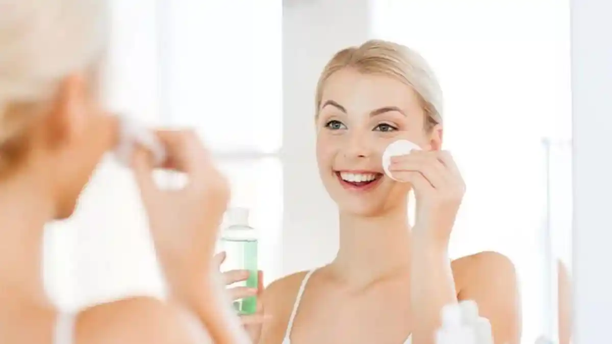 5 Kesalahan Menggunakan Micellar Water ini Bisa Membuat Wajahmu Rusak