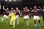 Selebrasi-pemain-Aston-Villa-setelah-memastikan-tiket-final-Liga-Eropa.jpg