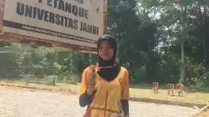Warda-Asifa-atlet-pentaque-dari-Jambi-peraih-medali-SEA-Games-2025.jpg