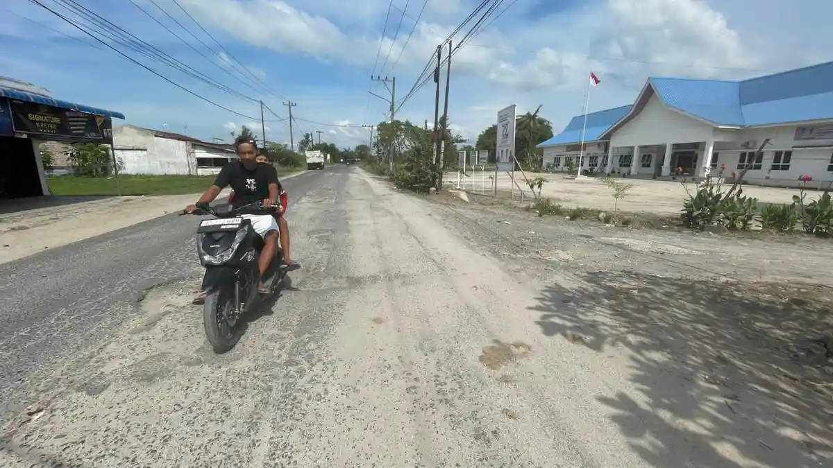 Jalan Besar Lubuk Pakam-Galang Rusak dan Banyak Lubang, Camat Minta Provinsi Lakukan Perbaikan