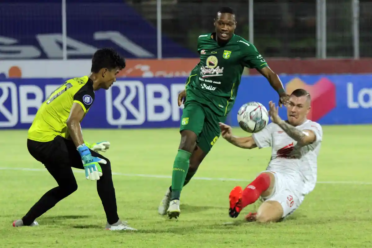 Berita Persebaya, 4 Fakta Kekalahan Bajul Ijo, Catatan Tercoreng, Aji Tuntut Hal Ini ke Valpoort