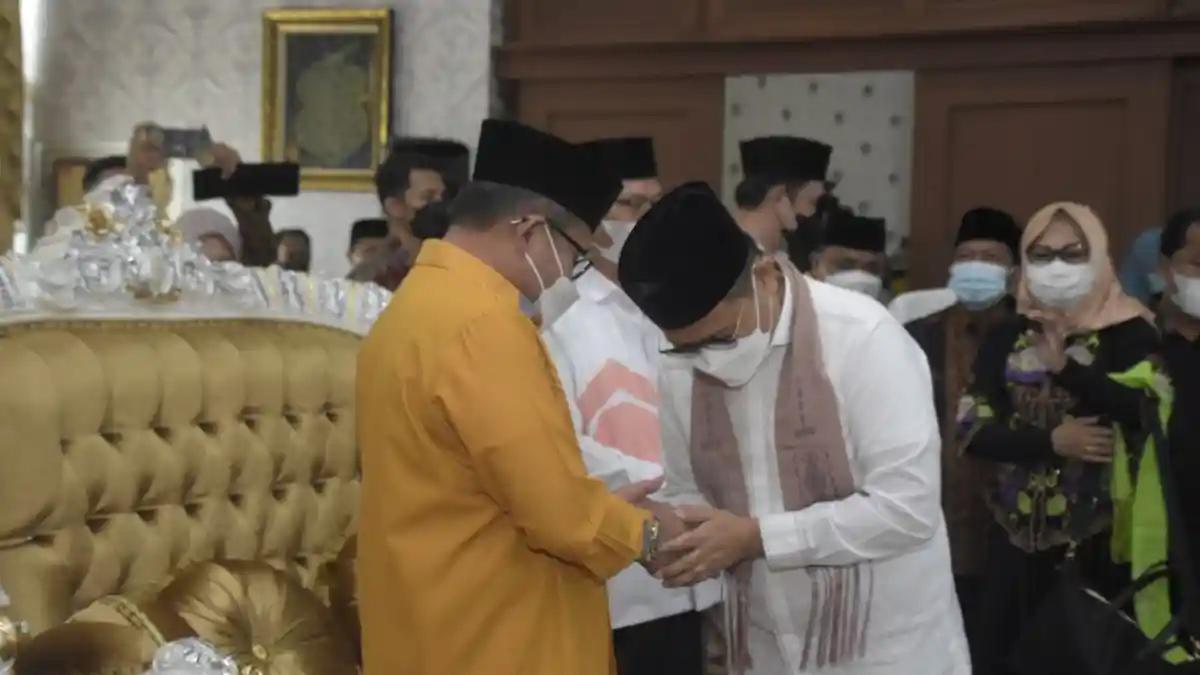 Marten Taha Sambut Pj Gubernur Gorontalo Bak Saudara Dekat