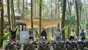 Jam-Operasional-Kopeng-Treetop.jpg