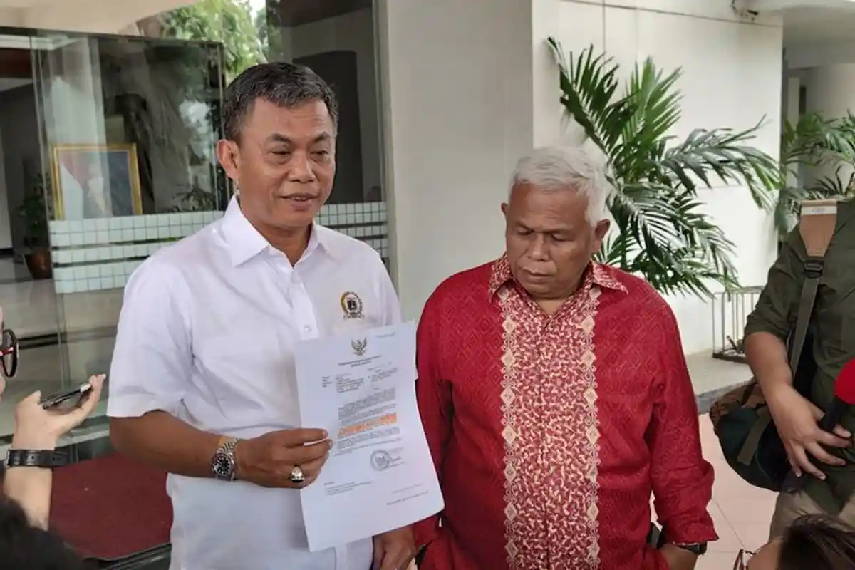 Ketua DPRD DKI Bentak Guru Pembuat Soal Anies Diejek Mega