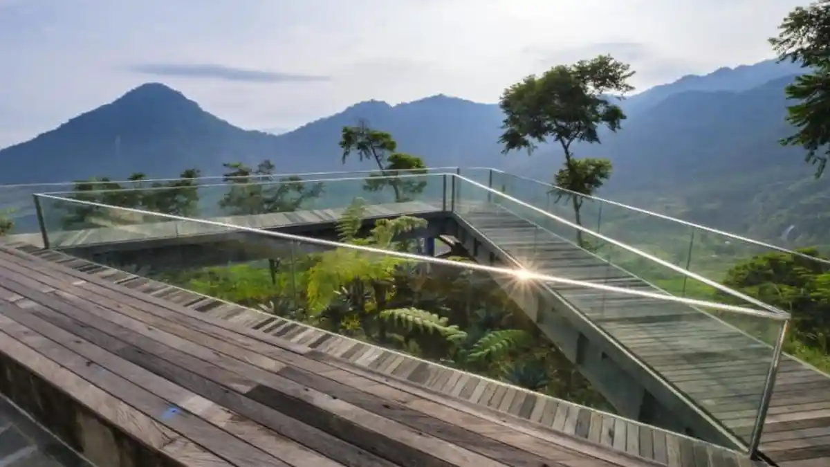 Menyusuri 10 Tempat Wisata di Sentul Bogor dengan Pesona Alamnya yang Top, Cocok Buat Healing!