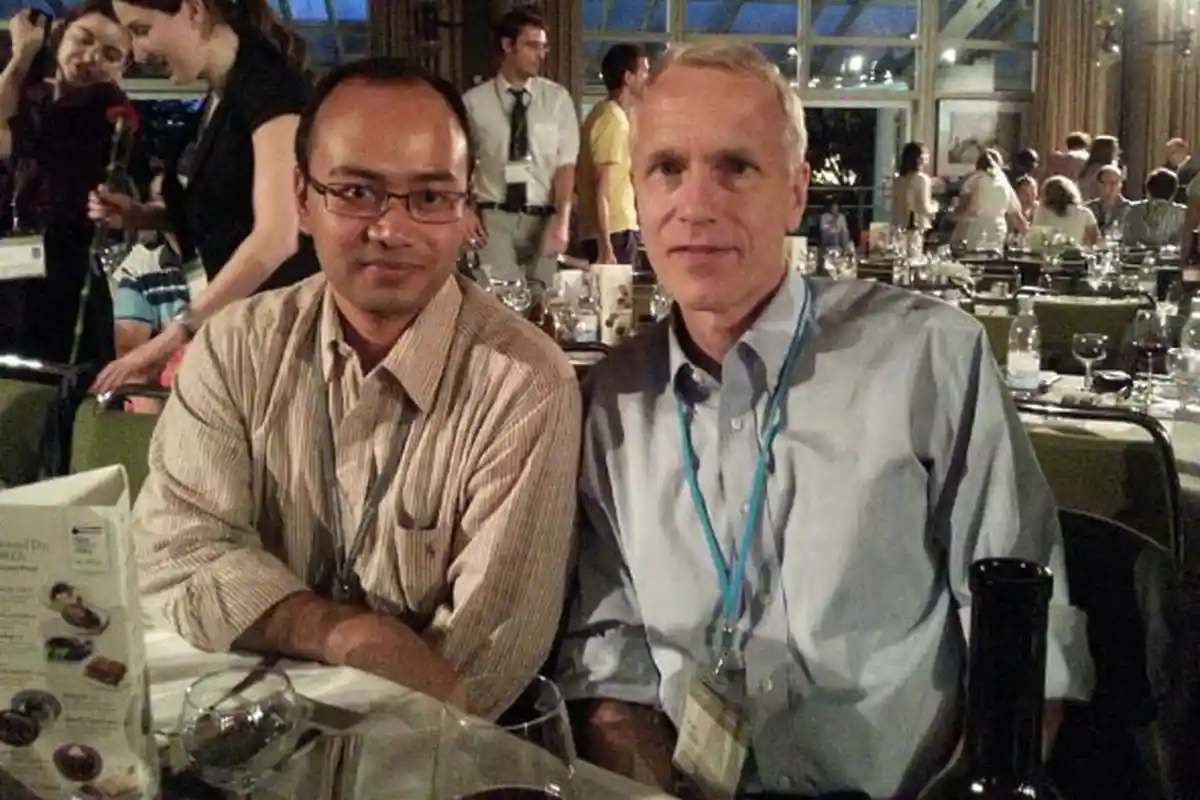 Peneliti Muda Universitas Ma Chung Senang Bertemu Peraih Nobel